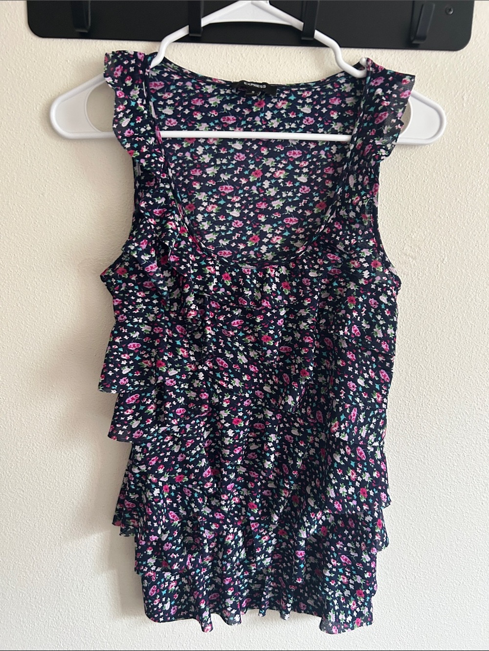 Express Navy Floral Ruffle Tiered Cottagecore Sleeveless Blouse Tank Top:S